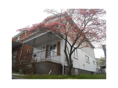 Exterior Front. right side view