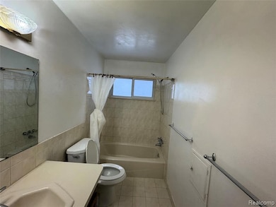 24903 Hass St, Dearborn Heights, MI 48127 - photo 7