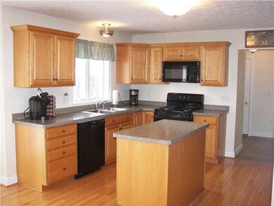Kitchen Another view of your kitchen!