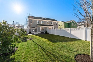 121 Farwell St unit 123, Newtonville, MA 02460 - photo 2