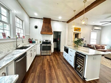 124 Orange St, Georgetown, SC 29440 - photo 4