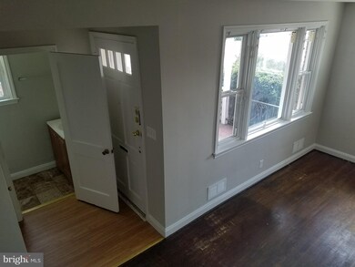 4014 Labyrinth Rd, Baltimore, MD 21215 - photo 4