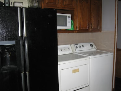 15222 Ridgeway Ave, Midlothian, IL 60445 - photo 3