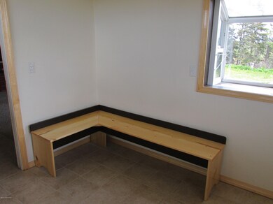 Corner bench