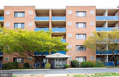 Cleveland House unit 505, Arlington, VA 22201 - photo 2