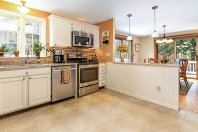 Kitchen to dining