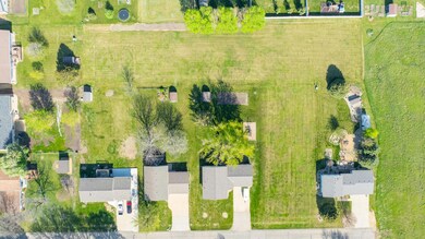 202 Peterson Avenue + Back Lot