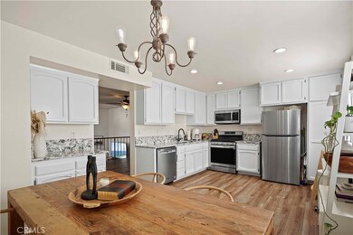 19355 Sherman Way unit 41, Reseda, CA 91335 - photo 3