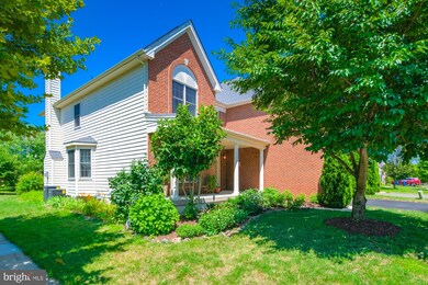 43064 Hallmark St, Chantilly, VA 20152 - photo 3