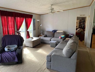 107 Cambridge Dr, Warner Robins, GA 31093 - photo 2