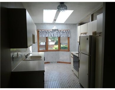 6 Shadow Brook Dr unit 6F, Warwick, RI 02886 - photo 3