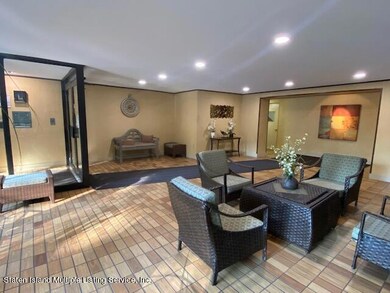 Highview Condominium unit 7H, Staten Island, NY 10301 - photo 4