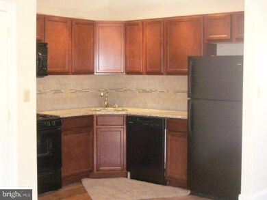 301 S Broad St, Kennett Square, PA 19348 - photo 2