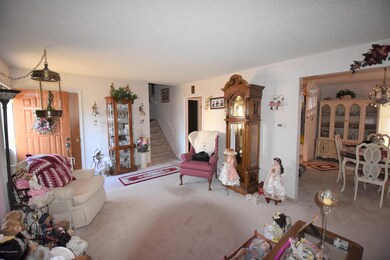515 Fisher Ln, Warminster, PA 18974 - photo 5