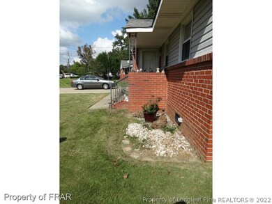 311 Durant Dr, Fayetteville, NC 28304 - photo 4