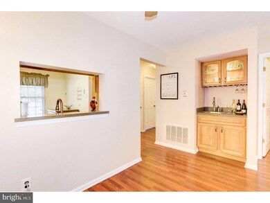 516A Willow Turn unit 516A, Mount Laurel, NJ 08054 - photo 4