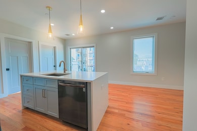 97 Condor St unit 6, Boston, MA 02128 - photo 3