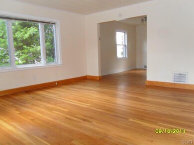 523 W Barner St, Allentown, PA 18103 - photo 2
