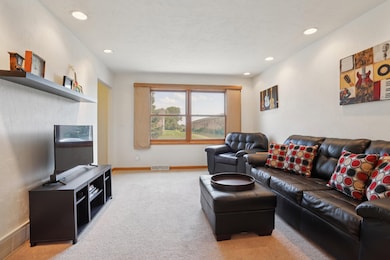 1690 Drum Corps Dr unit A, Menasha, WI 54952 - photo 7