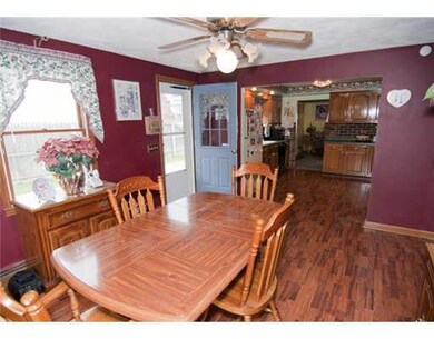 Dining Room. Dining Room Kitchen Combo Allow Lots