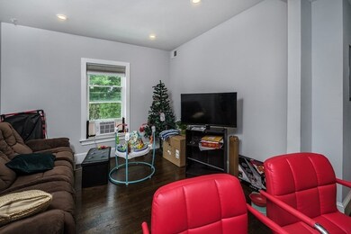 112 Glen St unit 114, Somerville, MA 02145 - photo 4