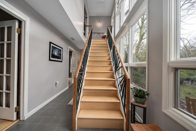 430 E Cooke Rd, Columbus, OH 43214 - photo 7