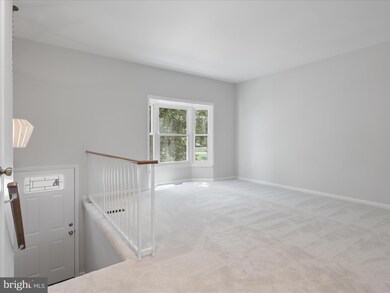 7359 Saint Thomas Loop, Manassas, VA 20109 - photo 7