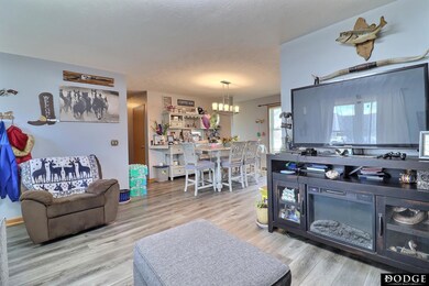 950 E 16th St, Fremont, NE 68025 - photo 5