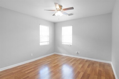 6319 Sayers St, Houston, TX 77026 - photo 4