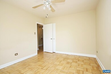 32 University Cir unit 106, Charlottesville, VA 22903 - photo 7