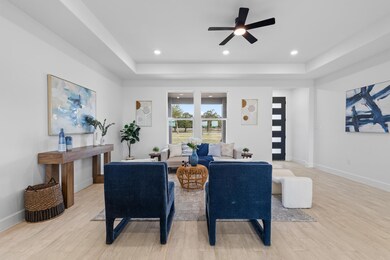 647 Old Highway 20, McDade, TX 78650 - photo 6