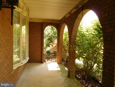 1717 Chateau Ct, Fallston, MD 21047 - photo 4