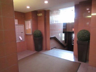 Van Wagenen Terrace unit 6I, Jersey City, NJ 07306 - photo 3