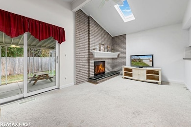 33199 Twickingham Dr, Sterling Heights, MI 48310 - photo 7