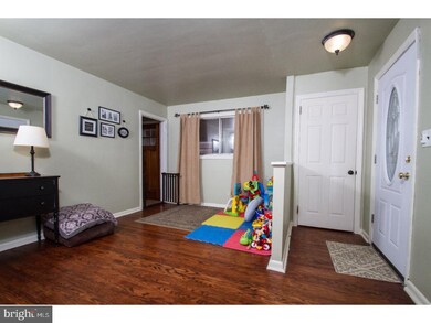 537 Port Indian Rd, Norristown, PA 19403 - photo 5