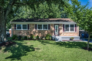 9210 Pagoda Dr, Louisville, KY 40229 - photo 2