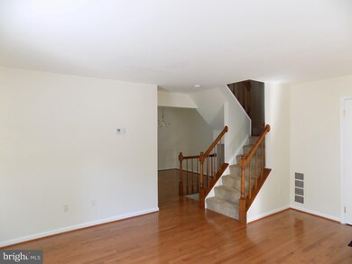 301 Bentley Ct, Stafford, VA 22554 - photo 4