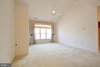 8824 Groffs Mill Dr unit 8824, Owings Mills, MD 21117 - photo 3