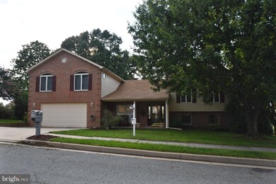 202 Sandhill Rd, Essex, MD 21221 - photo 2