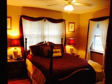 8 Mohawk Ave, Troy, NY 12180 - photo 7