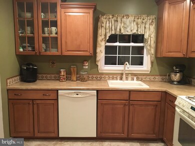 1016 Courtland Dr, Sykesville, MD 21784 - photo 5