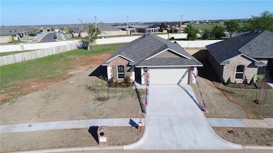 18208 Camborne Ave, Edmond, OK 73012 - photo 4