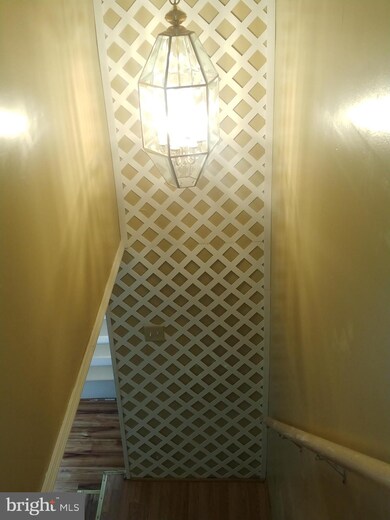 232 S 4th St, Reading, PA 19602 - photo 6