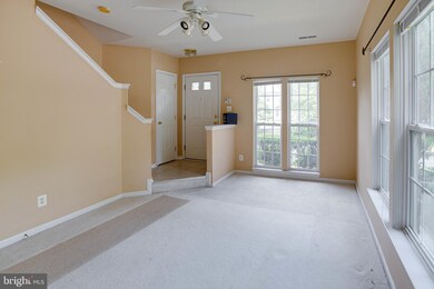 12511 Selkirk Cir, Bristow, VA 20136 - photo 7