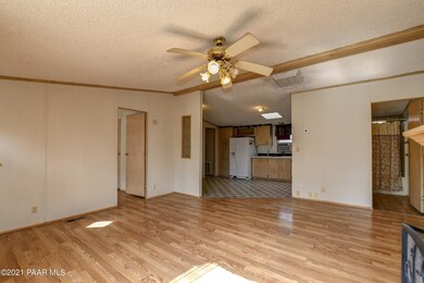 003_Living Room