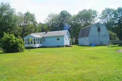 84 Scobie Pond Rd, Derry, NH 03038 - photo 5