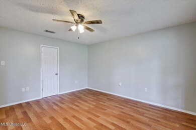 05-733 Clearmont Dr