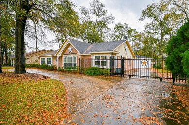 7206 Bayou Oaks Dr, Houston, TX 77088 - photo 3