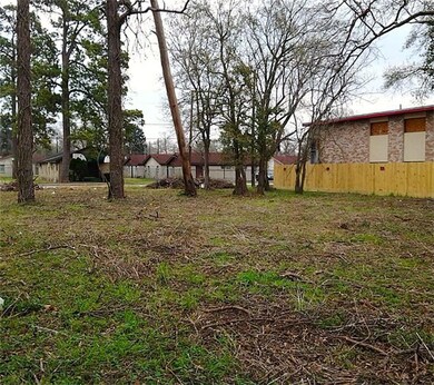 8111 Autumn, Houston, TX 77016 - photo 3