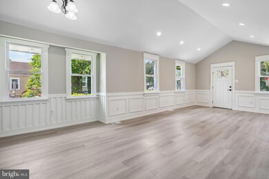 730 Maple Rd, Woodbury, NJ 08096 - photo 5